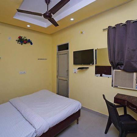 Hotel O Rama Palace Moradabad Exteriör bild