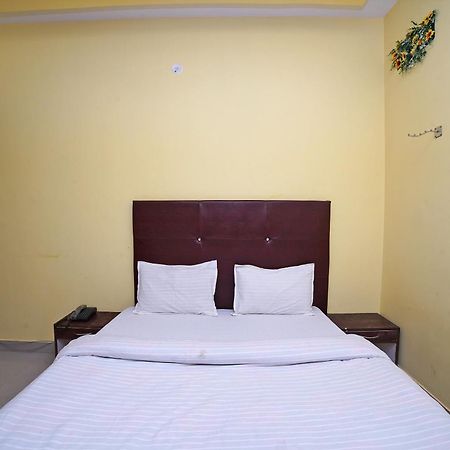 Hotel O Rama Palace Moradabad Exteriör bild