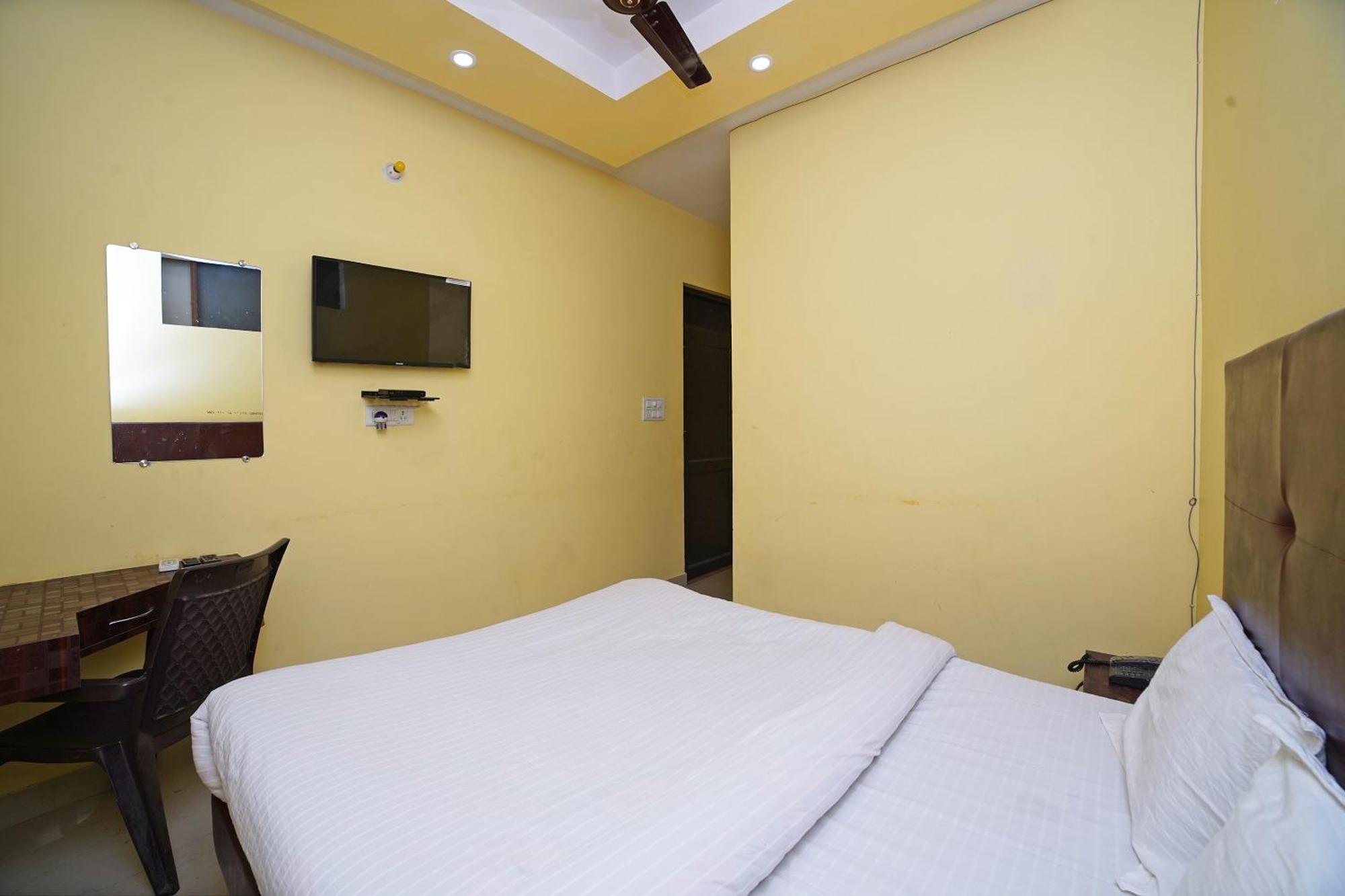 Hotel O Rama Palace Moradabad Exteriör bild