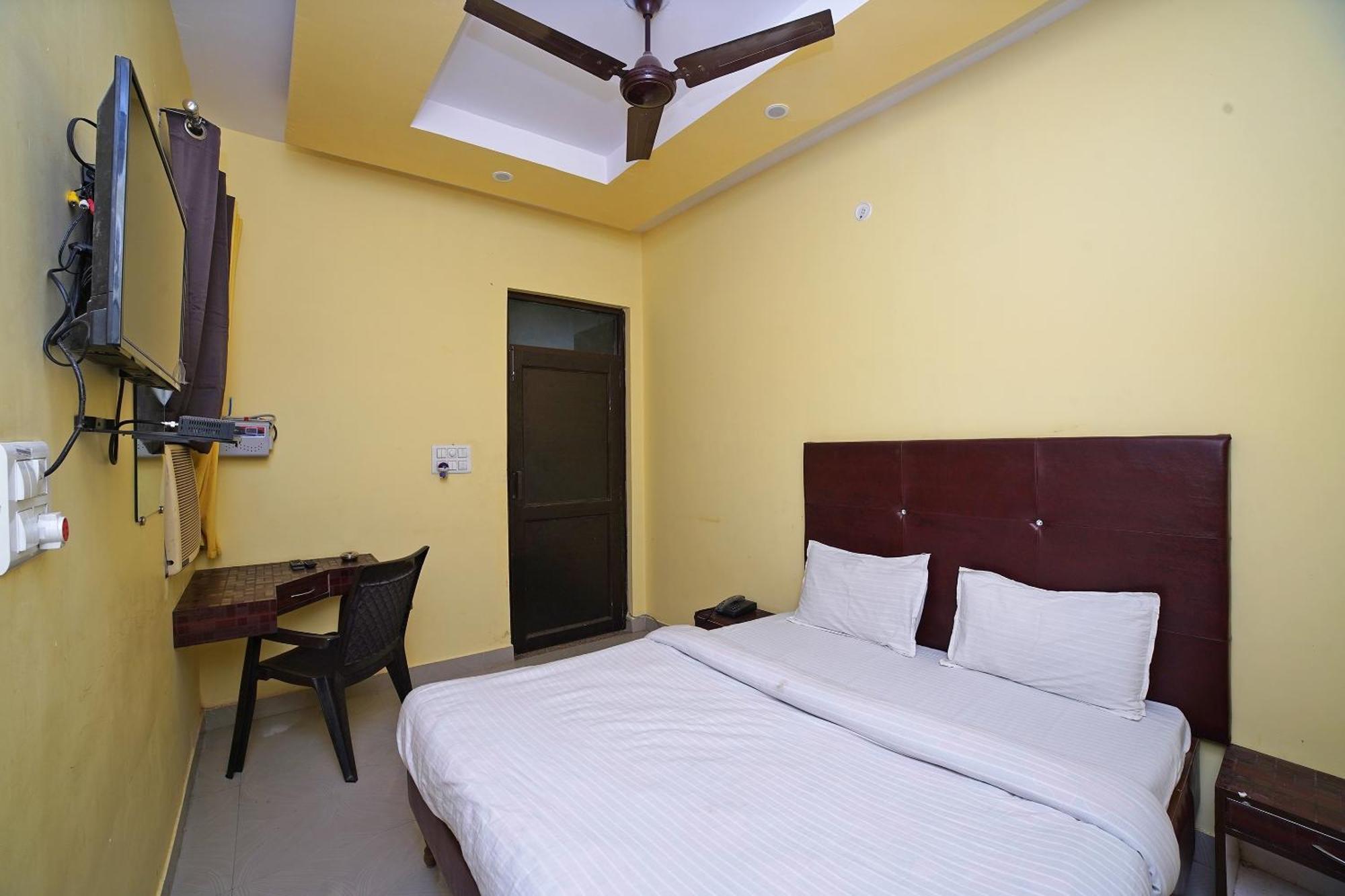 Hotel O Rama Palace Moradabad Exteriör bild